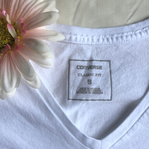 Converse V-neck T-shirt - Picture 3 of 4